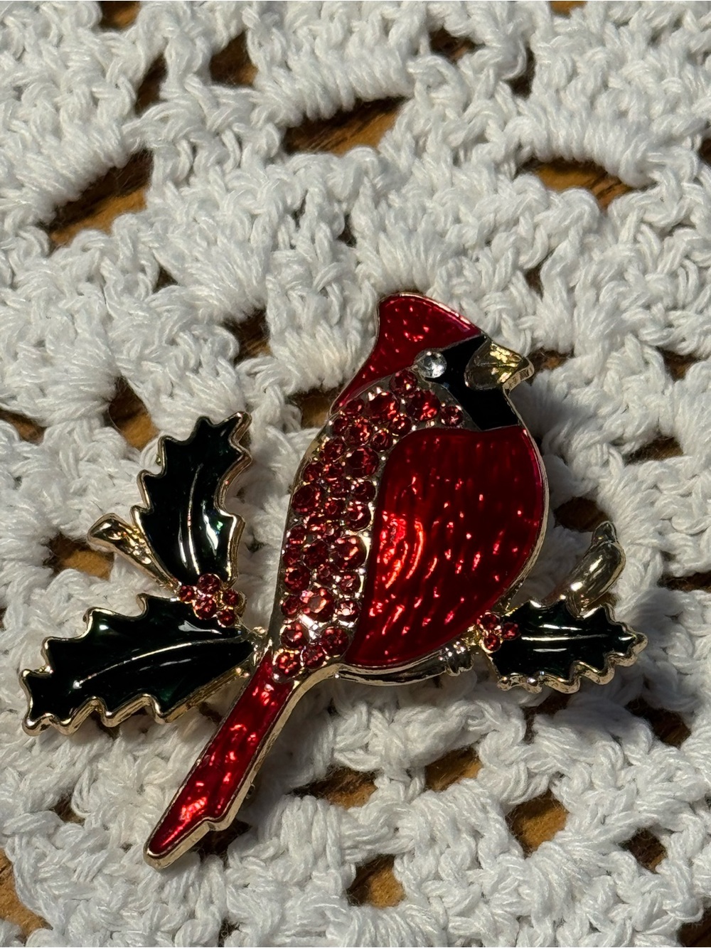 Vintage Cardinal Christmas Brooch Gold Tone Red Enamel Bird with Rhinestones